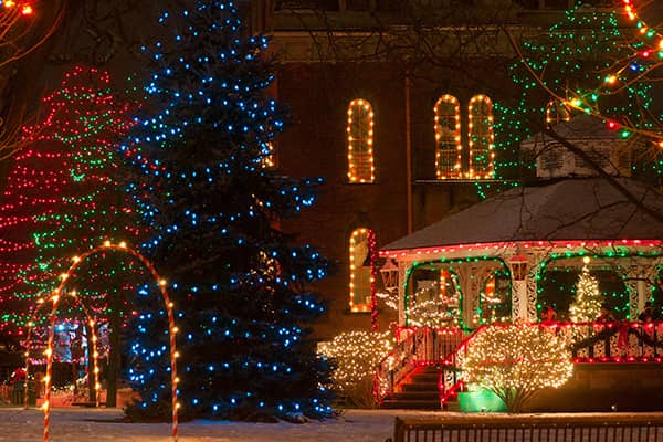 Christmas Light Installation Services